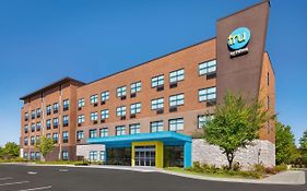 Tru Lawrenceville Atlanta I85 Sugarloaf